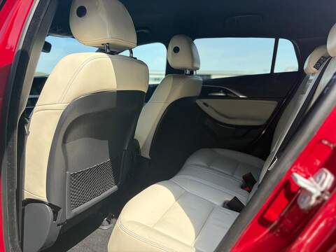 Infiniti Q30 2.2d Premium Tech DCT AWD Euro 6 (s/s) 5dr - U244