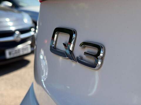 Audi Q3 2.0 TDI S line quattro Euro 6 (s/s) 5dr (Nav) - U248