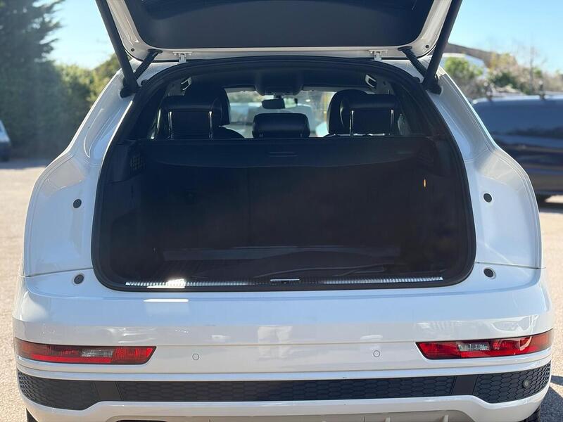 Audi Q3 2.0 TDI S line quattro Euro 6 (s/s) 5dr (Nav) - U248