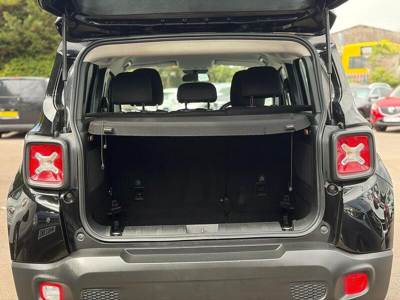 Jeep Renegade 1.6 E-TorQ Sport Euro 6 (s/s) 5dr - U271