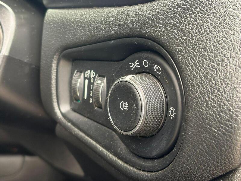 Jeep Renegade 1.6 E-TorQ Sport Euro 6 (s/s) 5dr - U271