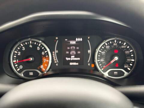 Jeep Renegade 1.6 E-TorQ Sport Euro 6 (s/s) 5dr - U271
