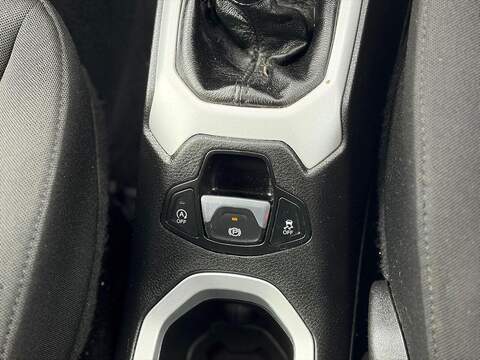 Jeep Renegade 1.6 E-TorQ Sport Euro 6 (s/s) 5dr - U271