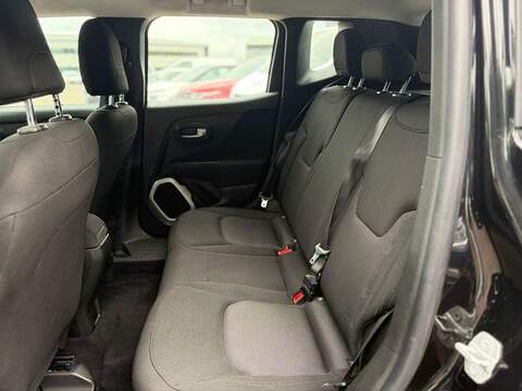 Jeep Renegade 1.6 E-TorQ Sport Euro 6 (s/s) 5dr - U271