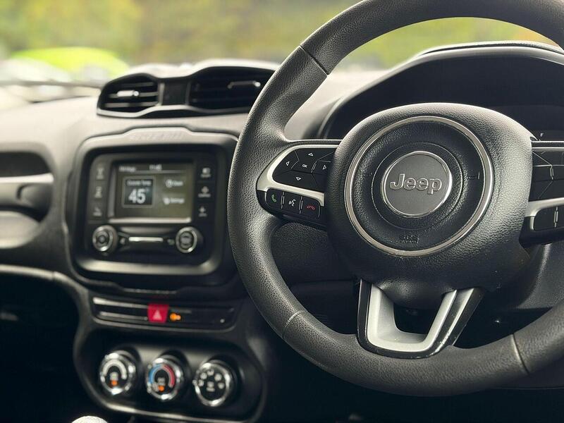 Jeep Renegade 1.6 E-TorQ Sport Euro 6 (s/s) 5dr - U271