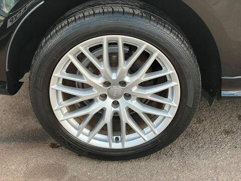 Audi Q5 2.0 TDI S line Plus S Tronic quattro Euro 5 (s/s) 5dr - U273