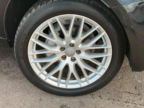 Audi Q5 2.0 TDI S line Plus S Tronic quattro Euro 5 (s/s) 5dr - U273