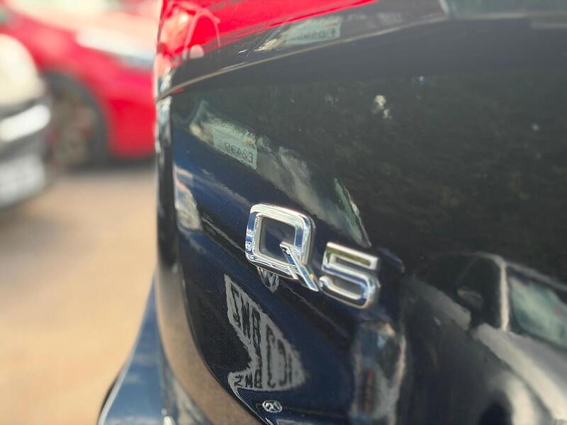 Audi Q5 2.0 TDI S line Plus S Tronic quattro Euro 5 (s/s) 5dr - U273