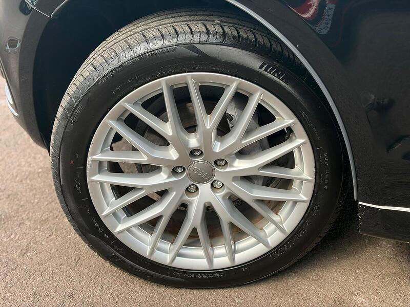 Audi Q5 2.0 TDI S line Plus S Tronic quattro Euro 5 (s/s) 5dr - U273