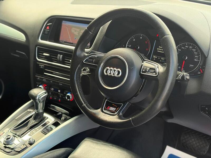 Audi Q5 2.0 TDI S line Plus S Tronic quattro Euro 5 (s/s) 5dr - U273