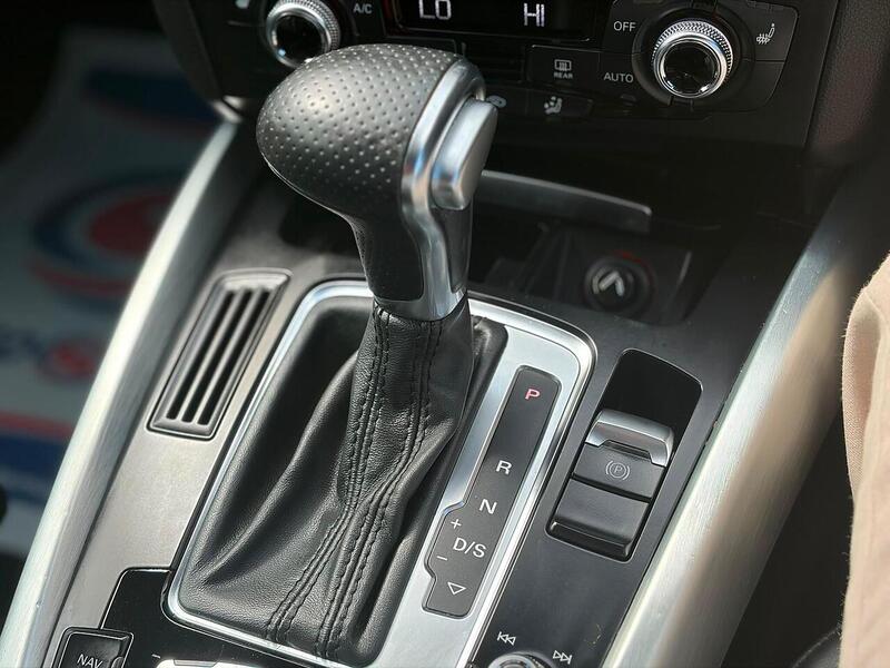 Audi Q5 2.0 TDI S line Plus S Tronic quattro Euro 5 (s/s) 5dr - U273