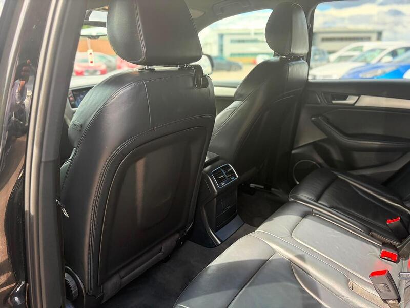 Audi Q5 2.0 TDI S line Plus S Tronic quattro Euro 5 (s/s) 5dr - U273