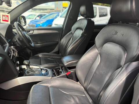 Audi Q5 2.0 TDI S line Plus S Tronic quattro Euro 5 (s/s) 5dr - U273