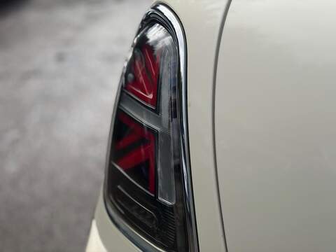 MINI Hatch 1.6 Cooper Euro 5 (s/s) 3dr - U275