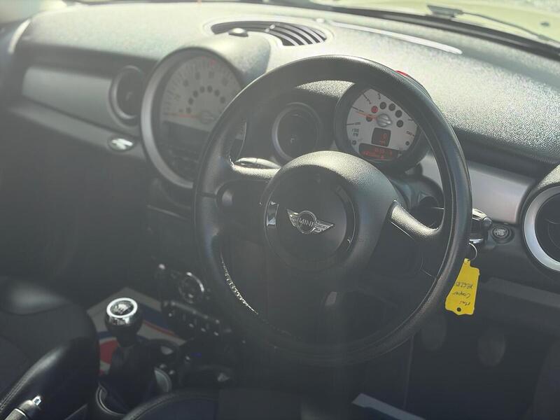 MINI Hatch 1.6 Cooper Euro 5 (s/s) 3dr - U275