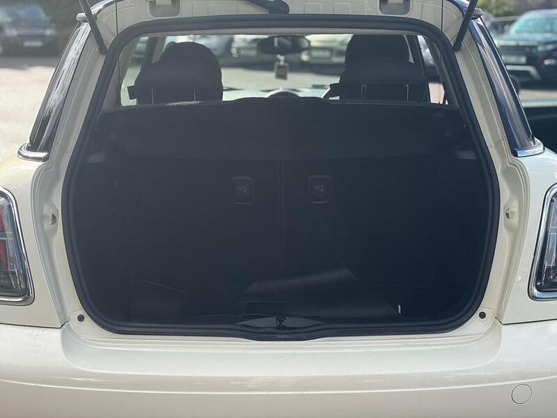 MINI Hatch 1.6 Cooper Euro 5 (s/s) 3dr - U275