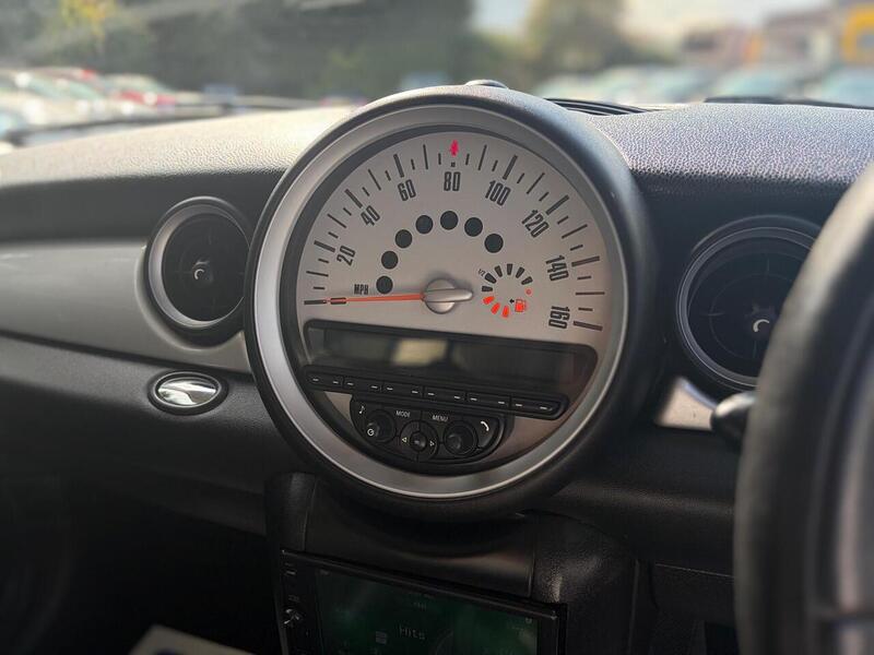 MINI Hatch 1.6 Cooper Euro 5 (s/s) 3dr - U275