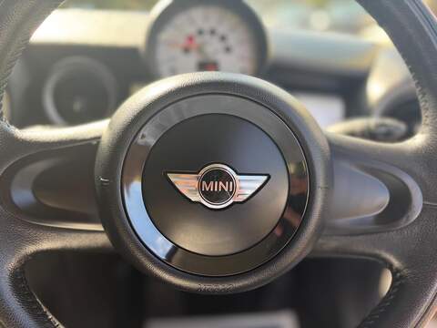 MINI Hatch 1.6 Cooper Euro 5 (s/s) 3dr - U275