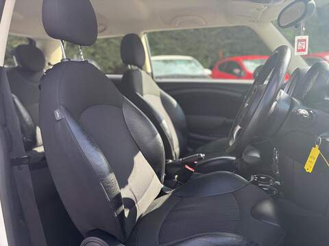 MINI Hatch 1.6 Cooper Euro 5 (s/s) 3dr - U275