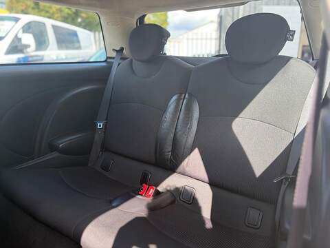 MINI Hatch 1.6 Cooper Euro 5 (s/s) 3dr - U275