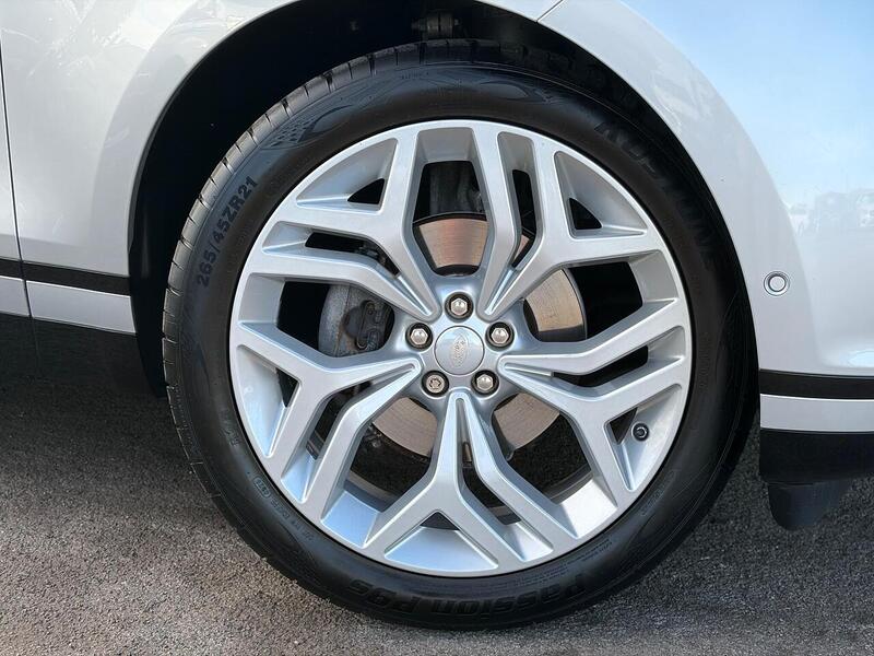 Land Rover Range Rover Velar 2.0 D240 SE Auto 4WD Euro 6 (s/s) 5dr - U277