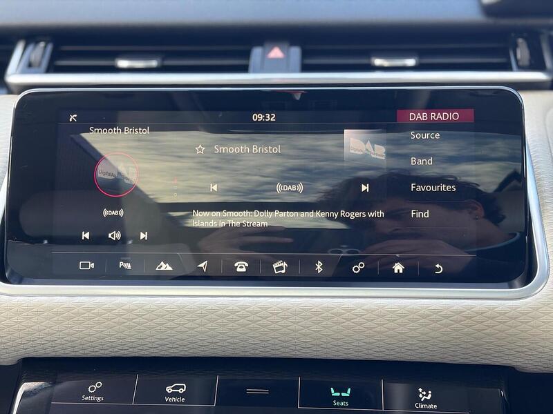 Land Rover Range Rover Velar 2.0 D240 SE Auto 4WD Euro 6 (s/s) 5dr - U277