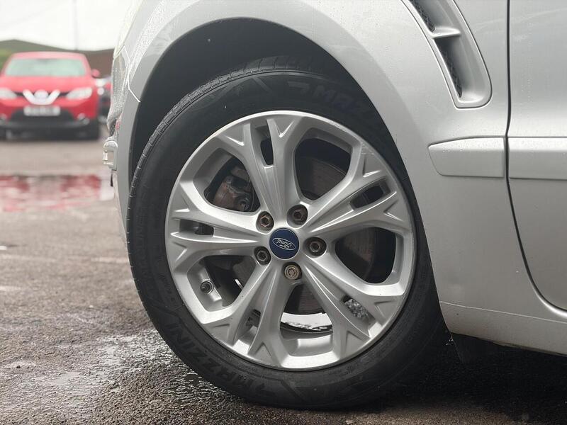 Ford S-Max 2.0 TDCi Titanium Powershift Euro 5 5dr - U280