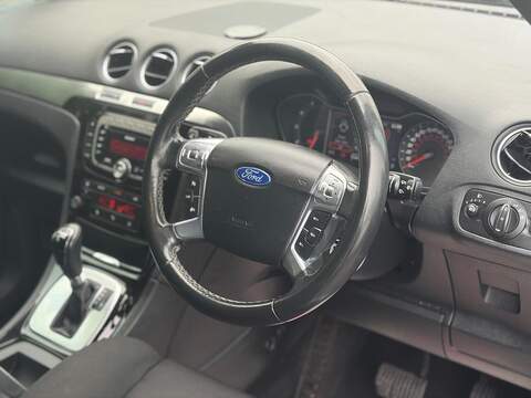 Ford S-Max 2.0 TDCi Titanium Powershift Euro 5 5dr - U280