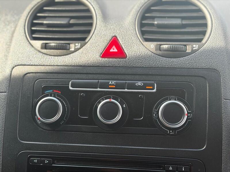 Volkswagen Caddy 1.6 TDI C20+ Highline L1 H1 4dr - U281