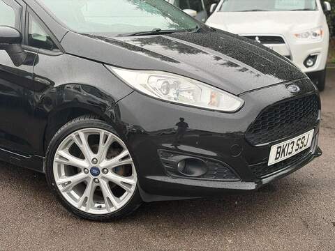 Ford Fiesta Van 1.6 TDCi Sport Panel Van 3dr - U283