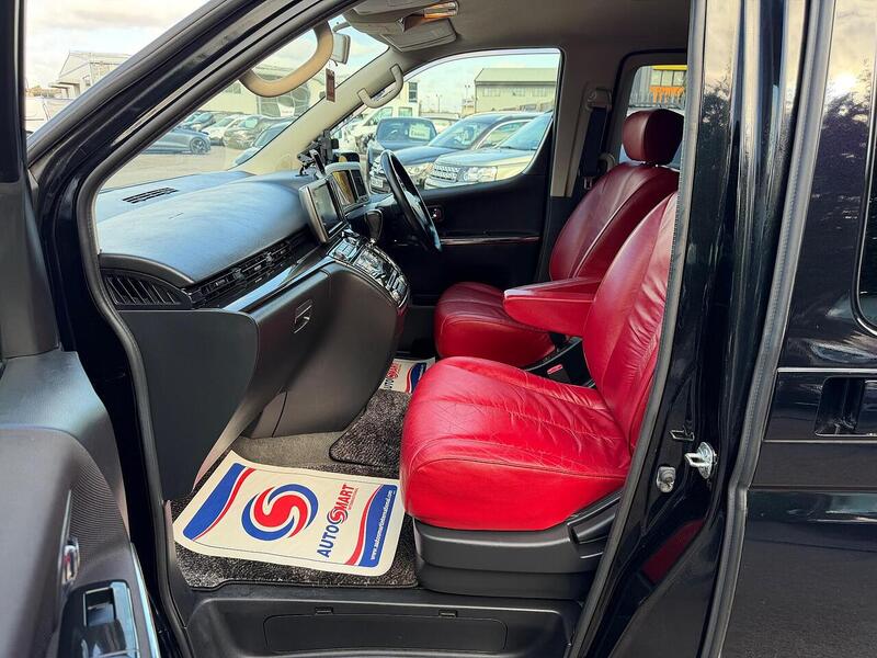 Nissan Elgrand Elgrand - U29