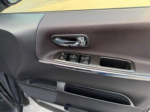 Nissan Elgrand Elgrand - U29