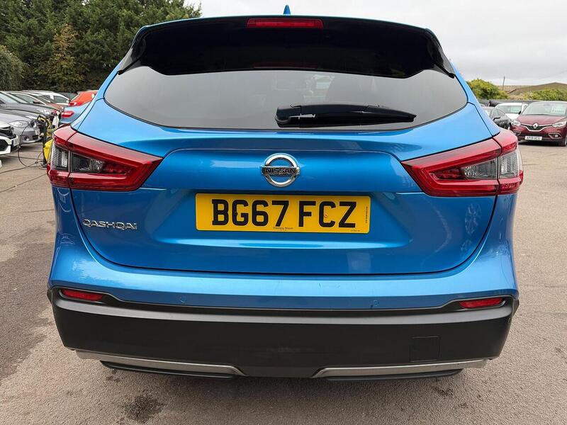Nissan Qashqai Qashqai 1.6 DIG-T N-Connecta Euro 6 (s/s) 5dr - U32