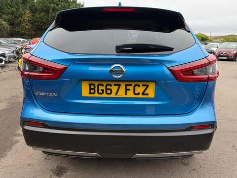Nissan Qashqai Qashqai 1.6 DIG-T N-Connecta Euro 6 (s/s) 5dr - U32