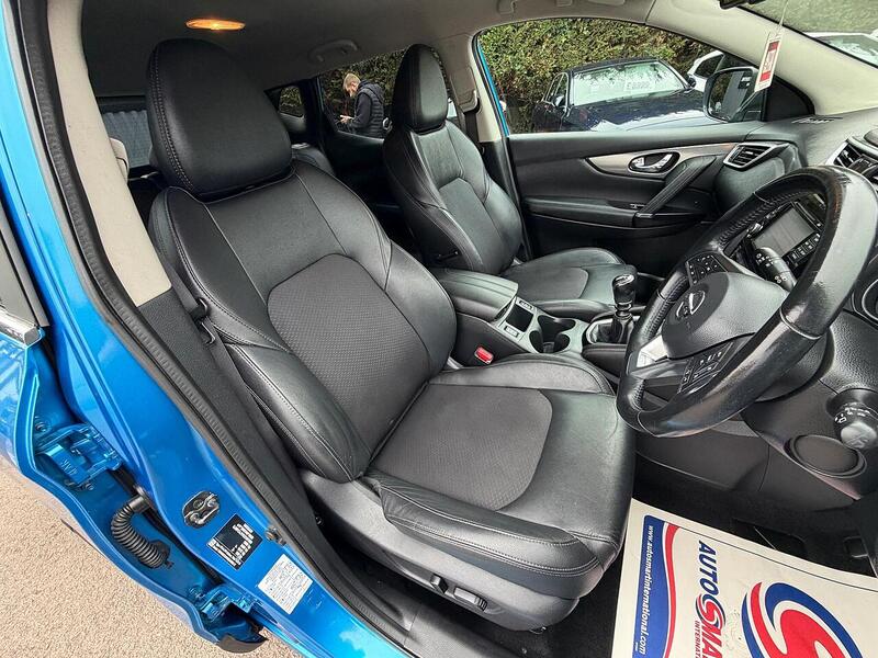 Nissan Qashqai Qashqai 1.6 DIG-T N-Connecta Euro 6 (s/s) 5dr - U32