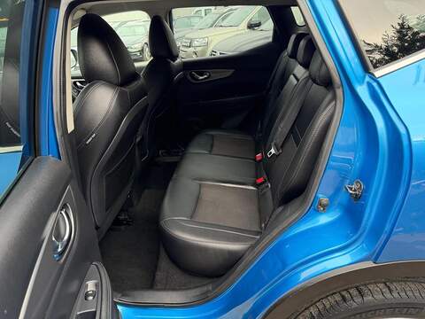 Nissan Qashqai Qashqai 1.6 DIG-T N-Connecta Euro 6 (s/s) 5dr - U32