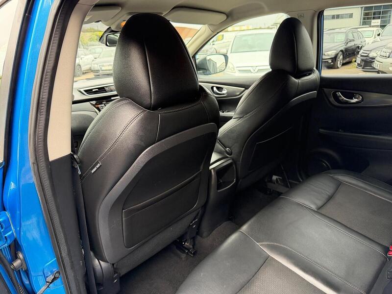 Nissan Qashqai Qashqai 1.6 DIG-T N-Connecta Euro 6 (s/s) 5dr - U32