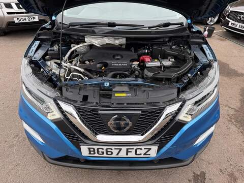 Nissan Qashqai Qashqai 1.6 DIG-T N-Connecta Euro 6 (s/s) 5dr - U32