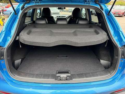 Nissan Qashqai Qashqai 1.6 DIG-T N-Connecta Euro 6 (s/s) 5dr - U32