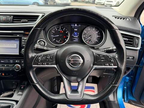 Nissan Qashqai Qashqai 1.6 DIG-T N-Connecta Euro 6 (s/s) 5dr - U32