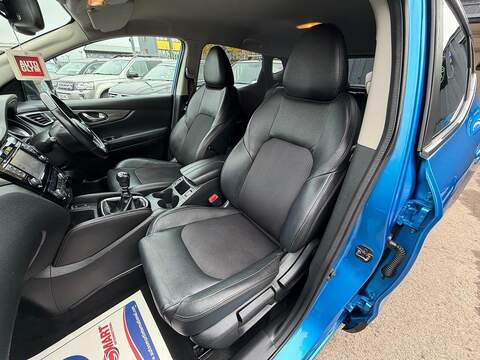 Nissan Qashqai Qashqai 1.6 DIG-T N-Connecta Euro 6 (s/s) 5dr - U32