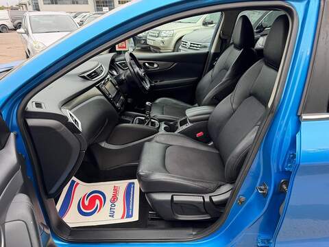 Nissan Qashqai Qashqai 1.6 DIG-T N-Connecta Euro 6 (s/s) 5dr - U32
