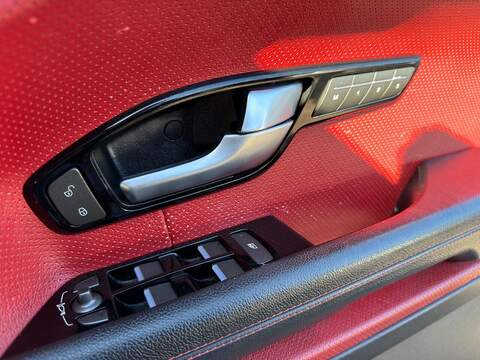 Land Rover Range Rover Evoque Range Rover Evoque 2.2 SD4 Dynamic Auto 4WD Euro 5 (s/s) 5dr - U41