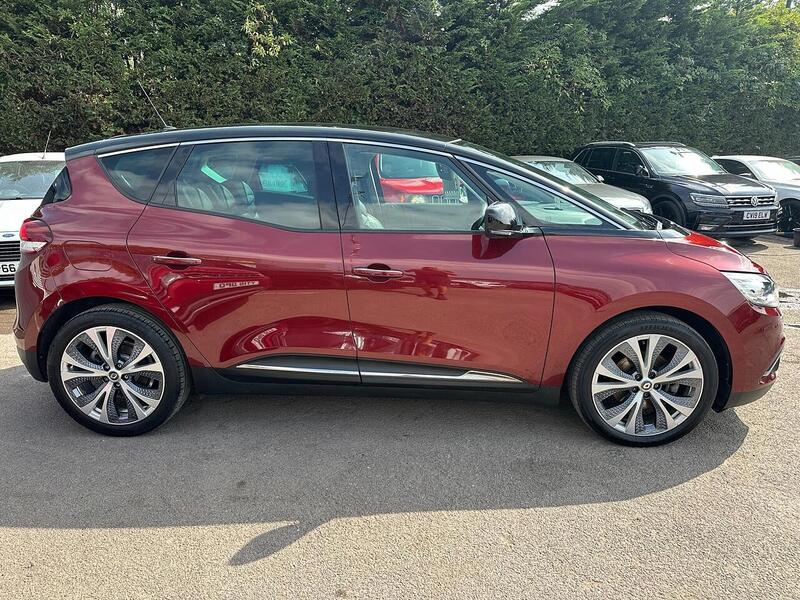 Renault Scenic Scenic 1.3 TCe Signature Euro 6 (s/s) 5dr - U54