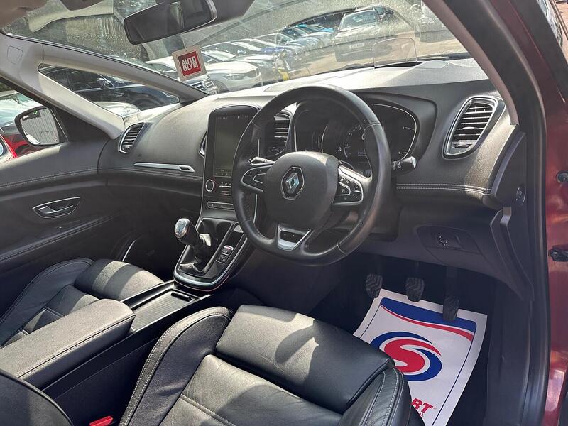 Renault Scenic Scenic 1.3 TCe Signature Euro 6 (s/s) 5dr - U54