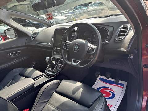 Renault Scenic Scenic 1.3 TCe Signature Euro 6 (s/s) 5dr - U54