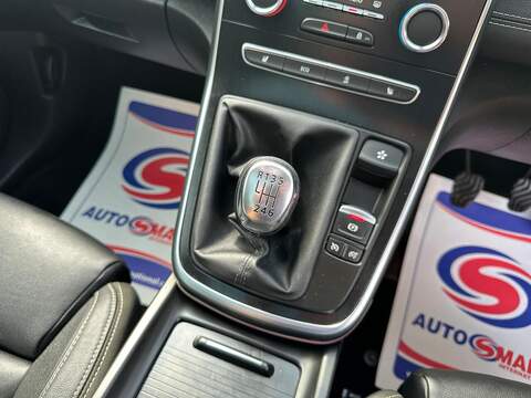 Renault Scenic Scenic 1.3 TCe Signature Euro 6 (s/s) 5dr - U54