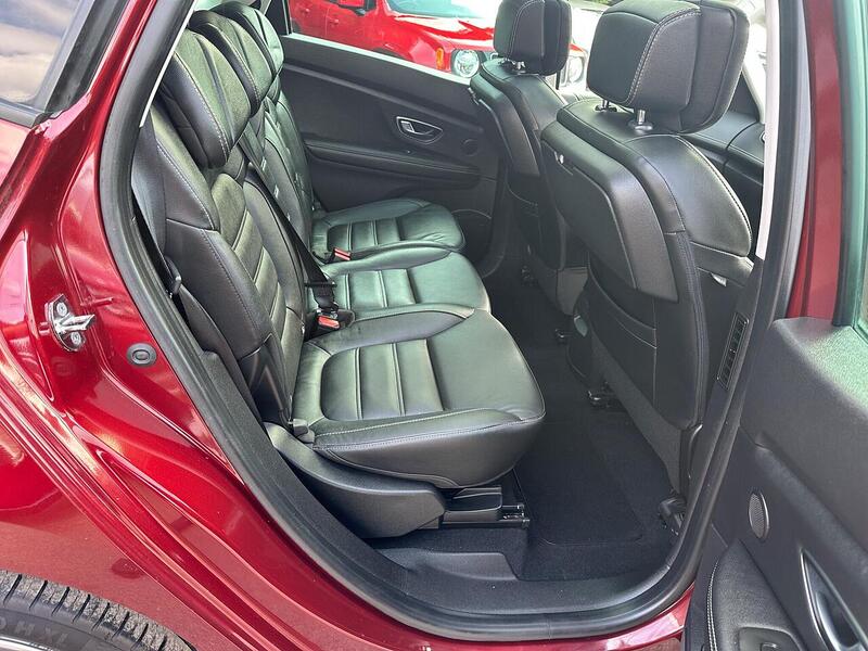 Renault Scenic Scenic 1.3 TCe Signature Euro 6 (s/s) 5dr - U54