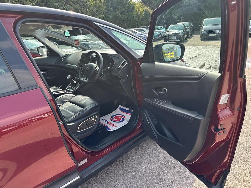 Renault Scenic Scenic 1.3 TCe Signature Euro 6 (s/s) 5dr - U54