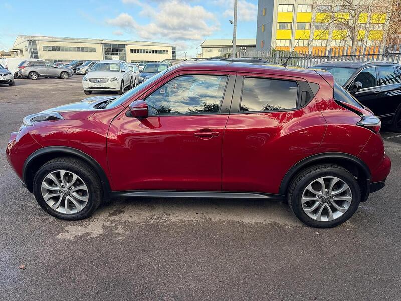 Nissan Juke Juke 1.6 Tekna XTRON Euro 5 5dr - U7